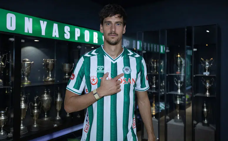 Konyaspor'da 1+1 yıllık sözleşme