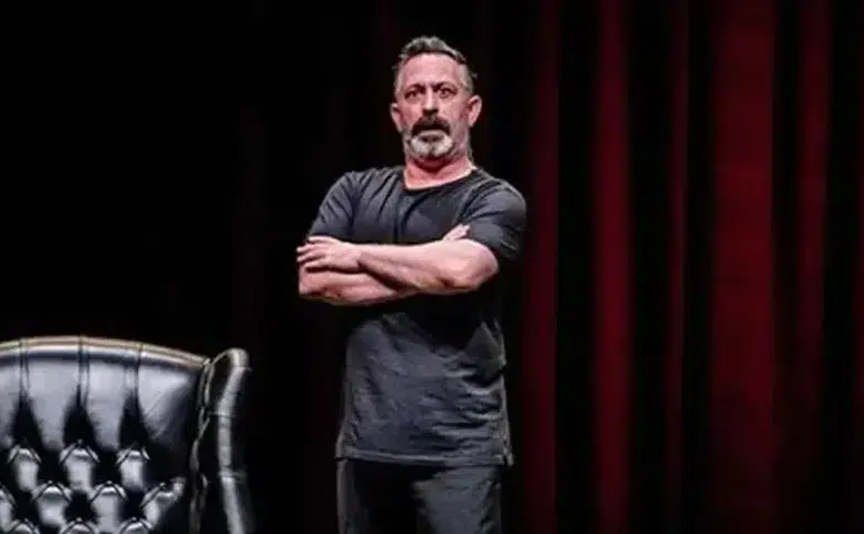 Komedyen Cem Yılmaz’dan üzen haber geldi