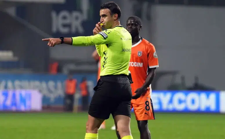 Fenerbahçe - Konyaspor maçının hakemi açıklandı! İşte haftanın hakemleri