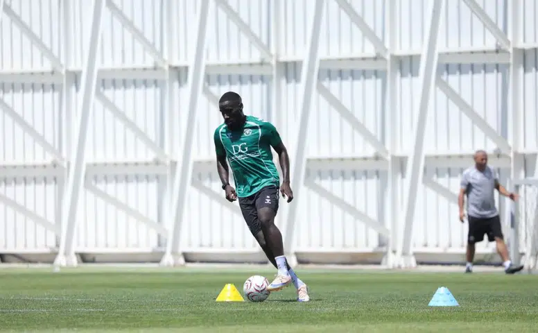 Konyaspor'da Masuaku'ya sıcak karşılama