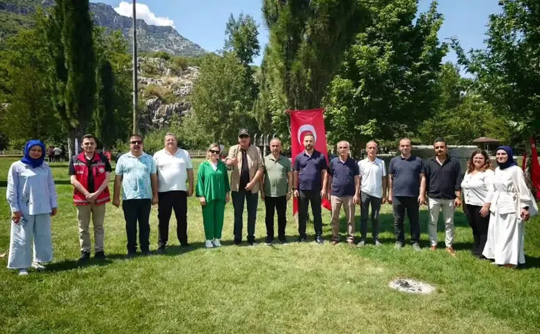 Konya şehitlerini ve gazilerini unutmuyor!
