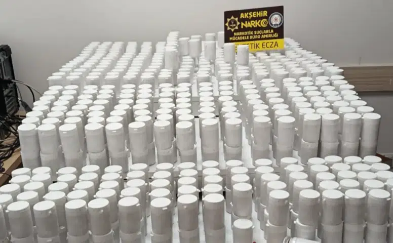 Konya'da 3,5 milyon liralık uyuşturucu operasyonu! 38 bin hap ele geçirildi