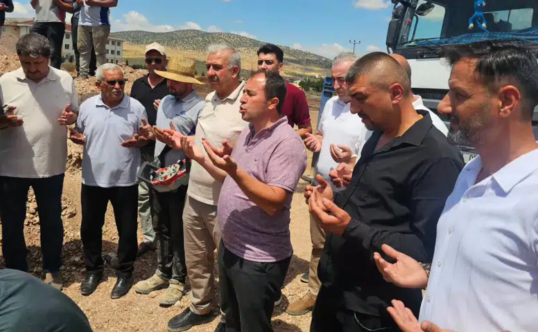 Konya’da konut sevinci! 60 dairelik projenin temeli atıldı
