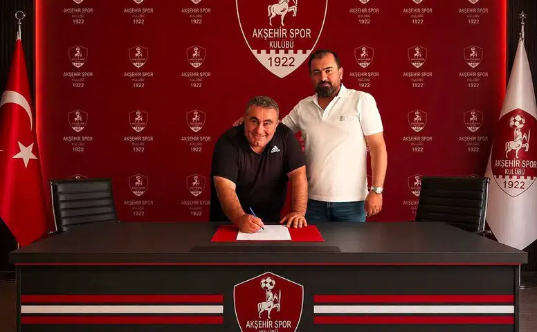 1922 Akşehirspor'da sportif direktörlük için imzalar atıldı