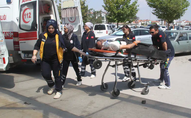 Konya’da otogarda karşılaşan husumetliler birbirine girdi! 2 yaralı