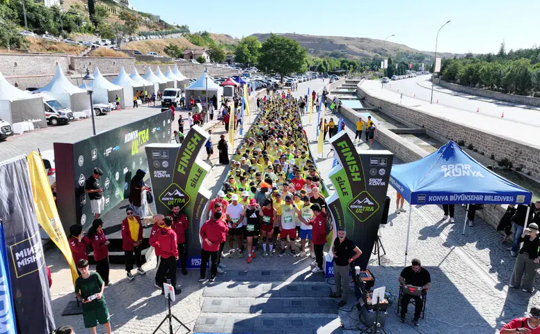 Konya'da uluslararası heyecan! 13 ülkeden bin 300 sporcu Sille'de yarıştı