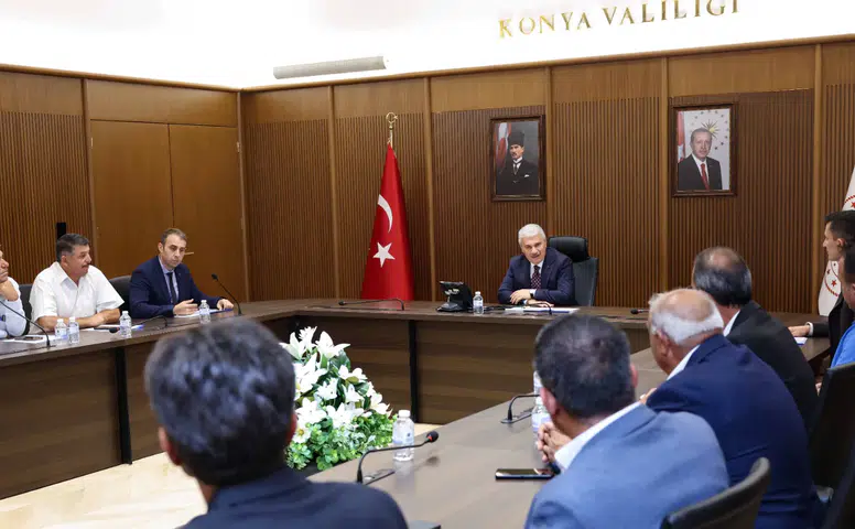 Konya’da kritik toplantı! Mahallelerin sorunları Vali Akın’a iletildi