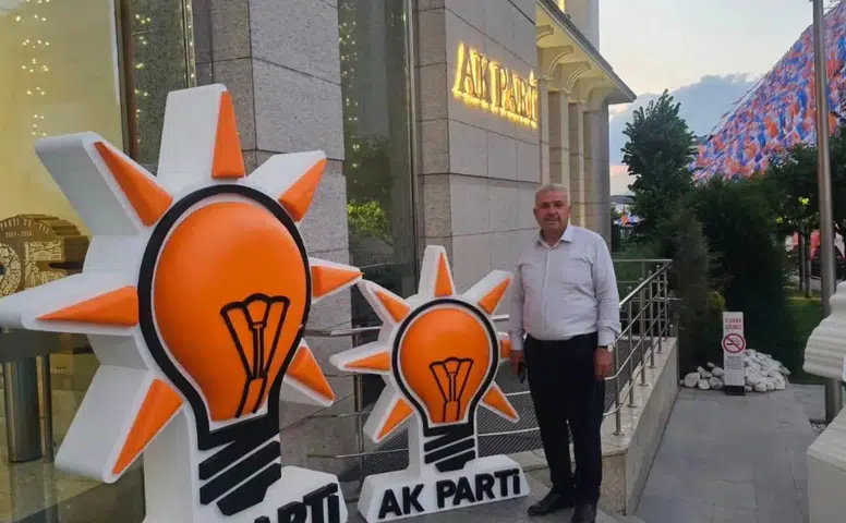 Konyalı Başkan Genel Merkez’de! Taş üstüne taş koyan diyerek açıkladı