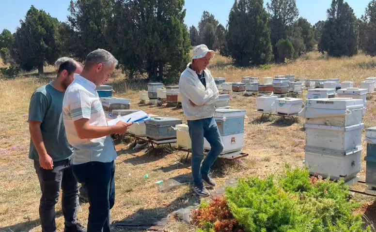 Konya’da arıcıların talepleri yerinde dinlendi! Kovanlar tek tek kontrol edildi