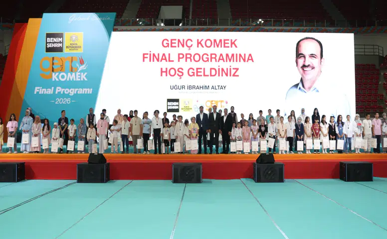 Konya’da çocuklar yazı boş geçirmedi! 20 bin öğrenci Genç KOMEK’te buluştu
