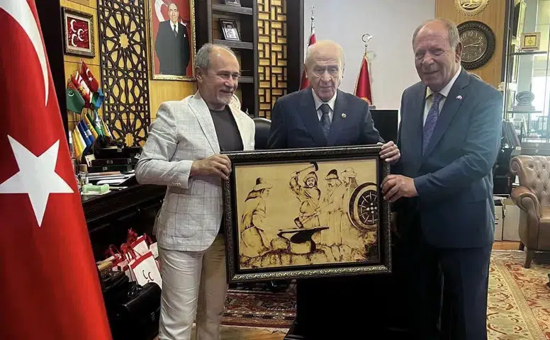Eski Belediye Başkanı Oprukçu, Bahçeli bir araya geldi