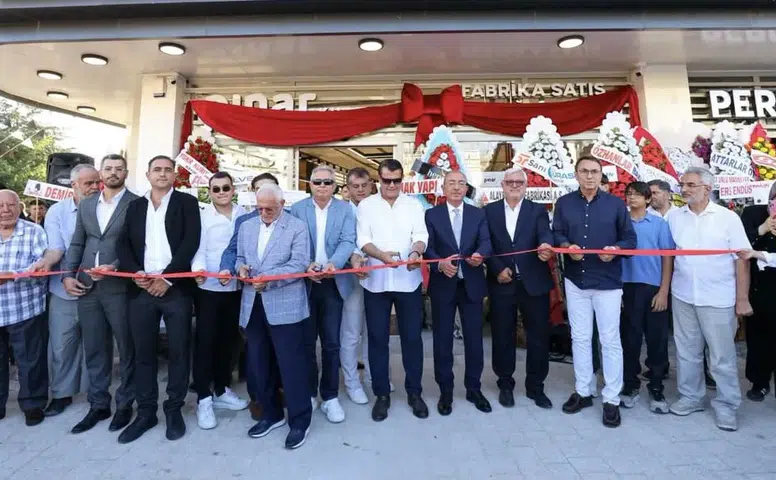 Konya’da ünlü marka Gazze Caddesi’nde Fabrika Satış Mağazası açtı!