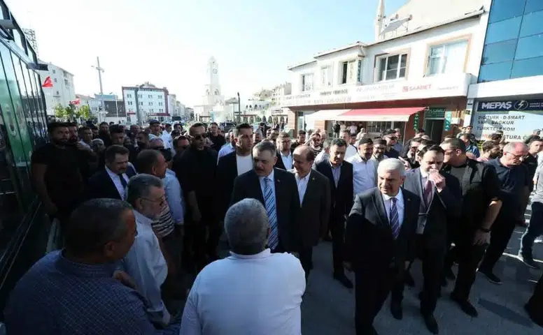 Konyalı Bakan memleketinde! Hemşehrileri yoğun ilgi gösterdi