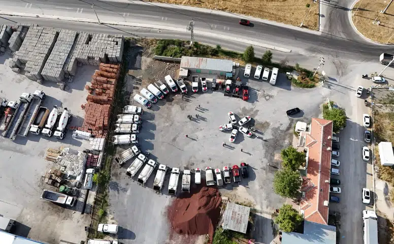 Konya’daki belediye öz kaynaklarla 28 ayda 40 hizmet aracı kazandırdı