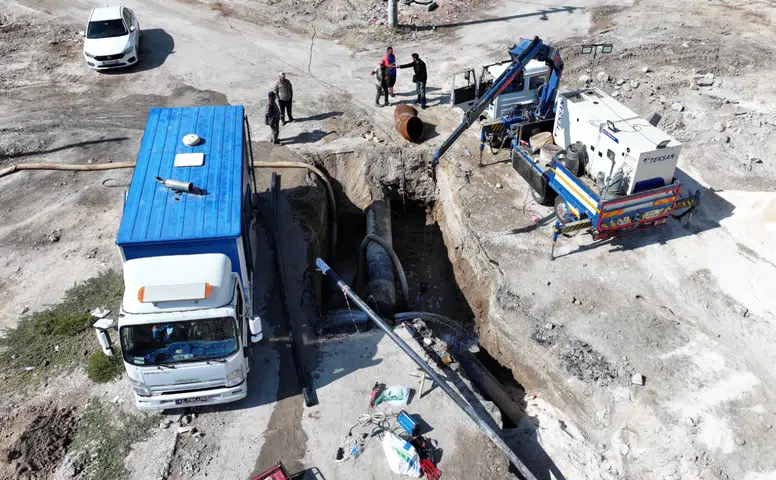 Konya’da o bölgede altyapı yenilendi! 90 metrelik hat değiştirildi