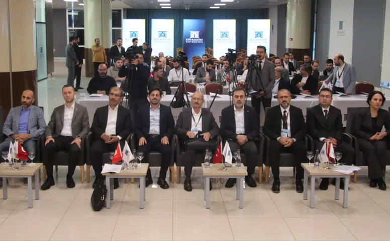 Konya’da milli tahkim ve hukuk seçme hakkı masaya yatırıldı