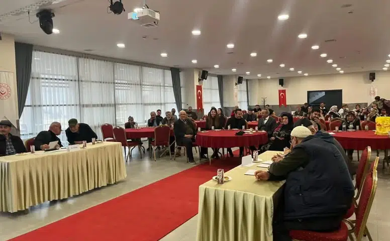 Konya’da huzurevinde bilgi yarışması düzenlendi