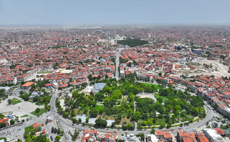 Valilik uyardı: Konya’ya kuvvetli rüzgar ve fırtına geliyor!