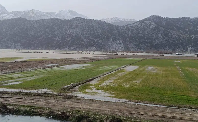 Konya'da tarım arazilerinde su baskını felaketi yaşandı!
