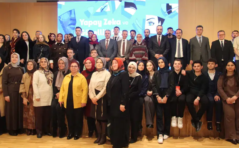 Konya'da 'Yapay Zekâ ve Güzellik Algısı' masaya yatırıldı