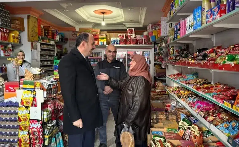 Başkan Altay, Ramazan ayında esnafları ziyaret etti
