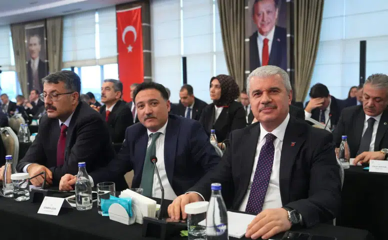 Konya Valisi Akın Ankara’da! 2’si Konyalı 4 Bakan ile buluştu