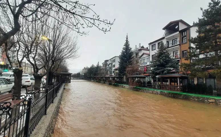 Konya'da Çarşamba Çayı’nda su seviyesi rekor kırdı