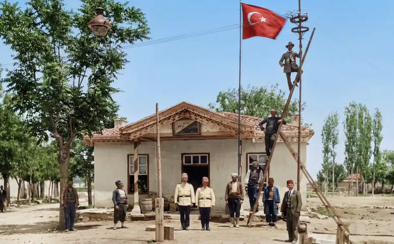 Konya Emniyeti bu fotoğrafı paylaştı! 100 yıl önceki bu mekan neresi?