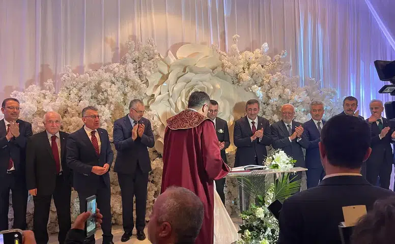 Konyalı Bakan Yardımcısı Özçelik’in düğününe protokol akını