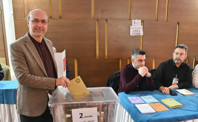 Konyalı Başkan Pekyatırmacı oy kullandı