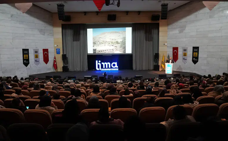Konya LİMA’da Doğu Türkistan’ın hüzünlü gerçekleri öğrencilerle paylaşıldı
