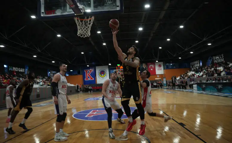 Konya Büyükşehir, Ankara'da üzgün dönüyor! Yarıştan tamamen koptuk