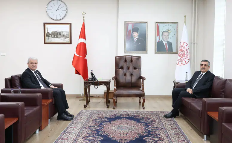 Konya Valiliğinde anlamlı buluşma!  Eski ile yeni buluştu