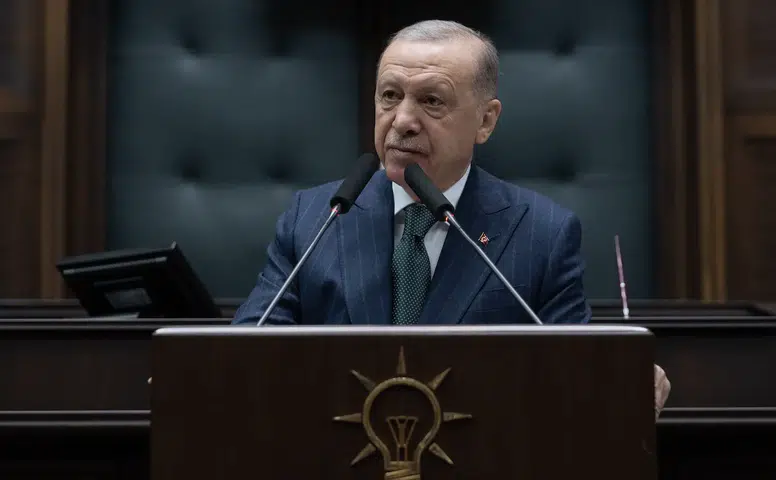 Cumhurbaşkanı Erdoğan açıkladı! Emekli maaşı ve bayram ikramiyesi tarihi belli oldu
