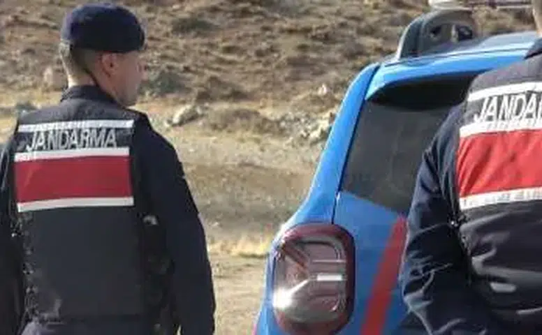 Bayramda dehşet! Babasının mezarı başında eşi öldürdü