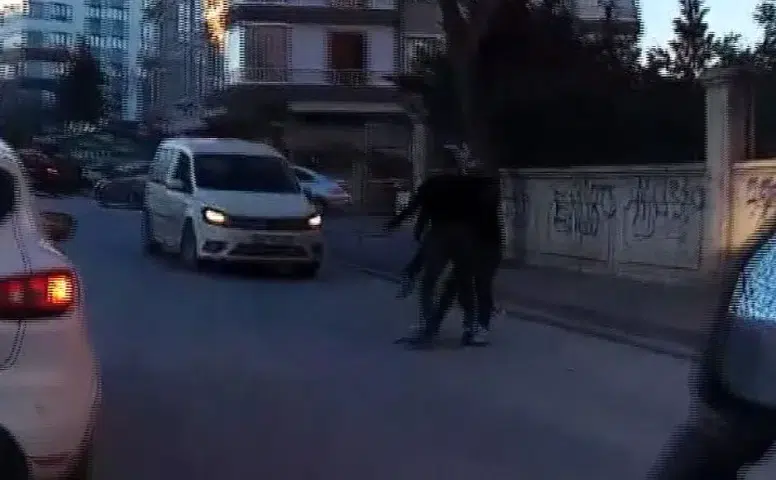 Konya'da trafikte kavga! Yumruklar konuştu