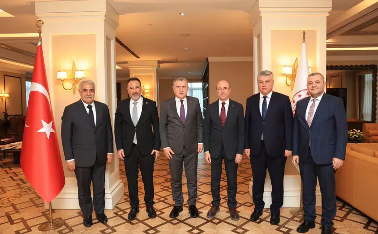 Başkan Pekyatırmacı, Bakan Bak’ı Konya’ya çağırdı