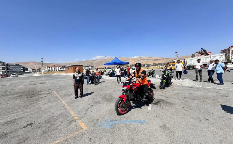 B ehliyeti ile hangi motosikletler kullanılabilir? Konya'dan uzman isim açıkladı
