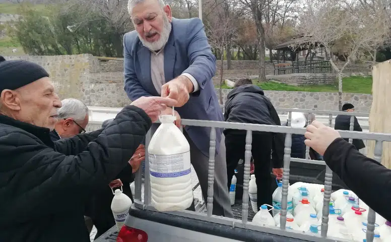 Konya’da böyle besici görülmedi! 20 ton sütü bakın ne yaptı