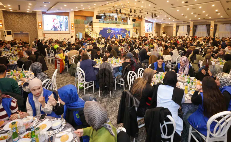 DOSD Meram ailesi Ramazan’da tek sofrada: Özel bireyler bir araya geldi