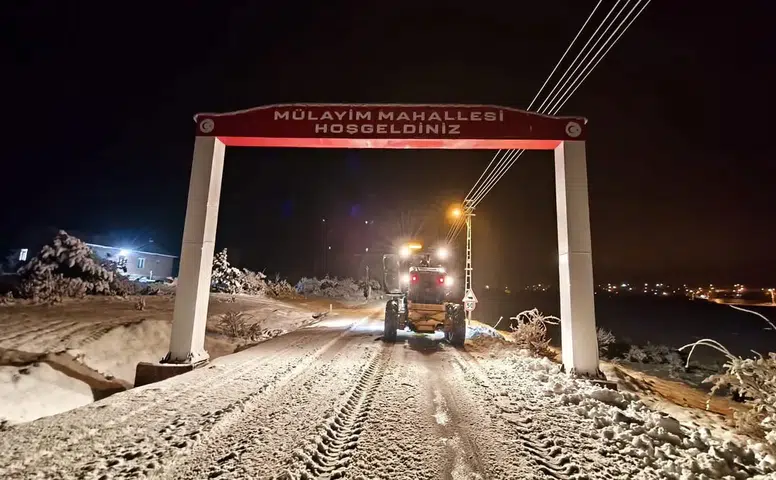 Konya’da yoğun kar yağışı! Ekipleri bölgede