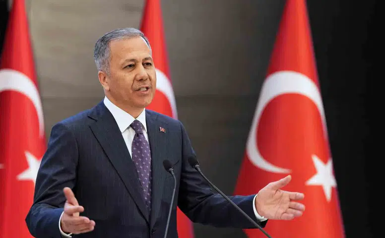 Konyalı eski Bakan Yerlikaya ateş püskürdü! Zihni bozuk trol