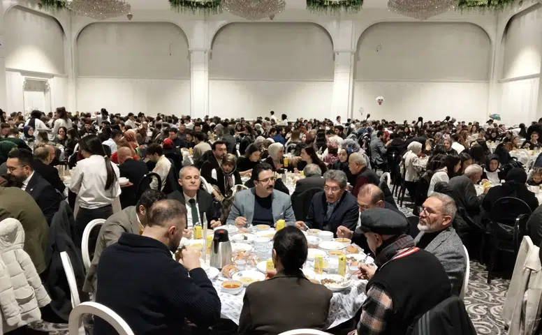 Konya’da avukatlar iftarda buluştu