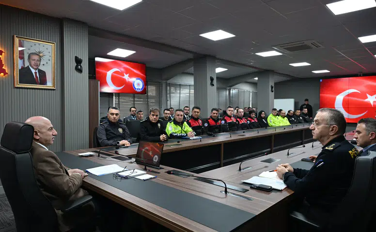 Konya’nın güvenliği için görev yapan polisler ödüllendirildi