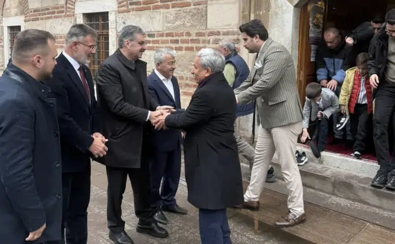 Konya Vekili Erdem, memleketinde bayramlaştı