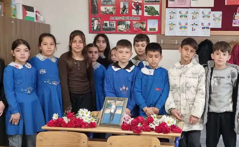 Arkadaşları unutmadı! Konya'da hayatını kaybeden öğrenciye duygusal veda