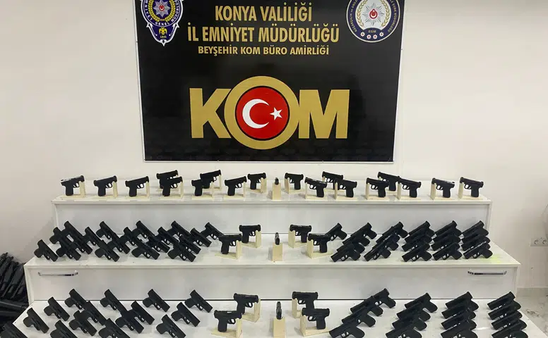 Konya’da dev operasyon! Çok sayıda silah ele geçirildi
