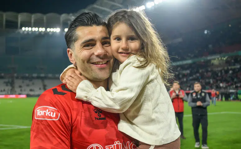 Konyasporlu Bahadır çok mutlu