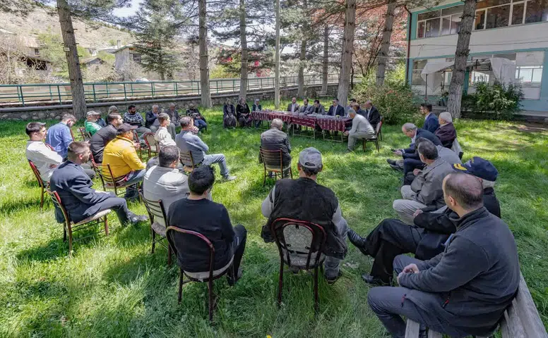 Konya’da 50 kişilik AK Parti heyeti 49 mahalleyi gezdi