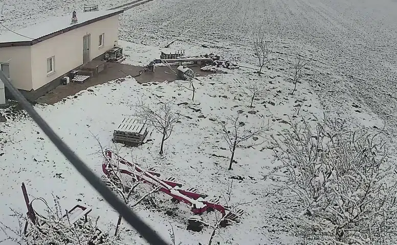 Konya'da nisan ayında kar sürprizi: O ilçe beyaza büründü